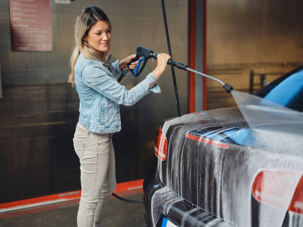 Why Choose Our Certified Pressure Washing Experts for Your Project Needs in Carterville, IL?